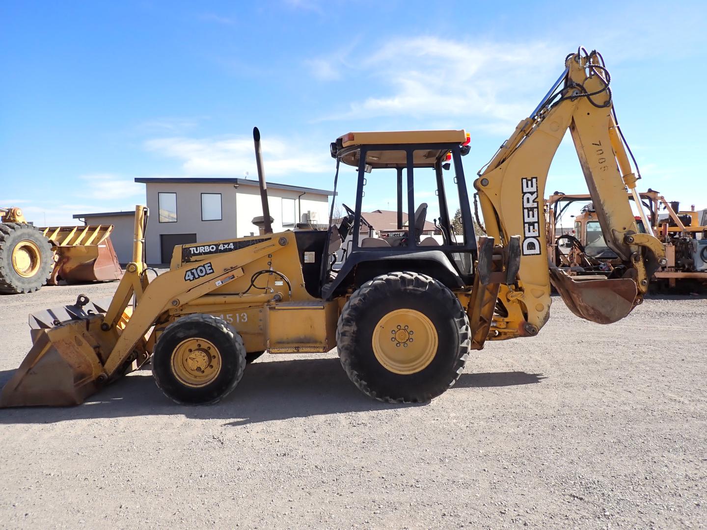 ./imagenes/INVOICE/2019/7599/RETROEXCAVADORA 410E (13).JPG